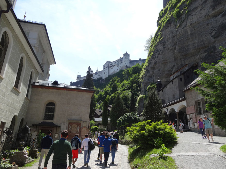 B 18 Walking Tour to cemetery