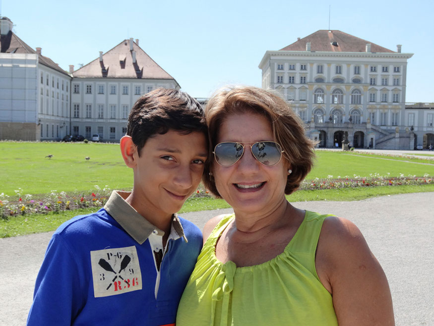 A 52 Eric and Mrs. Morales Peña