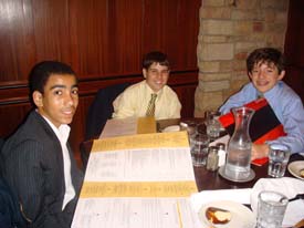 28 David Steelman, Michael Ruiz, Eduardo Nuret ordering at Weber Grill
